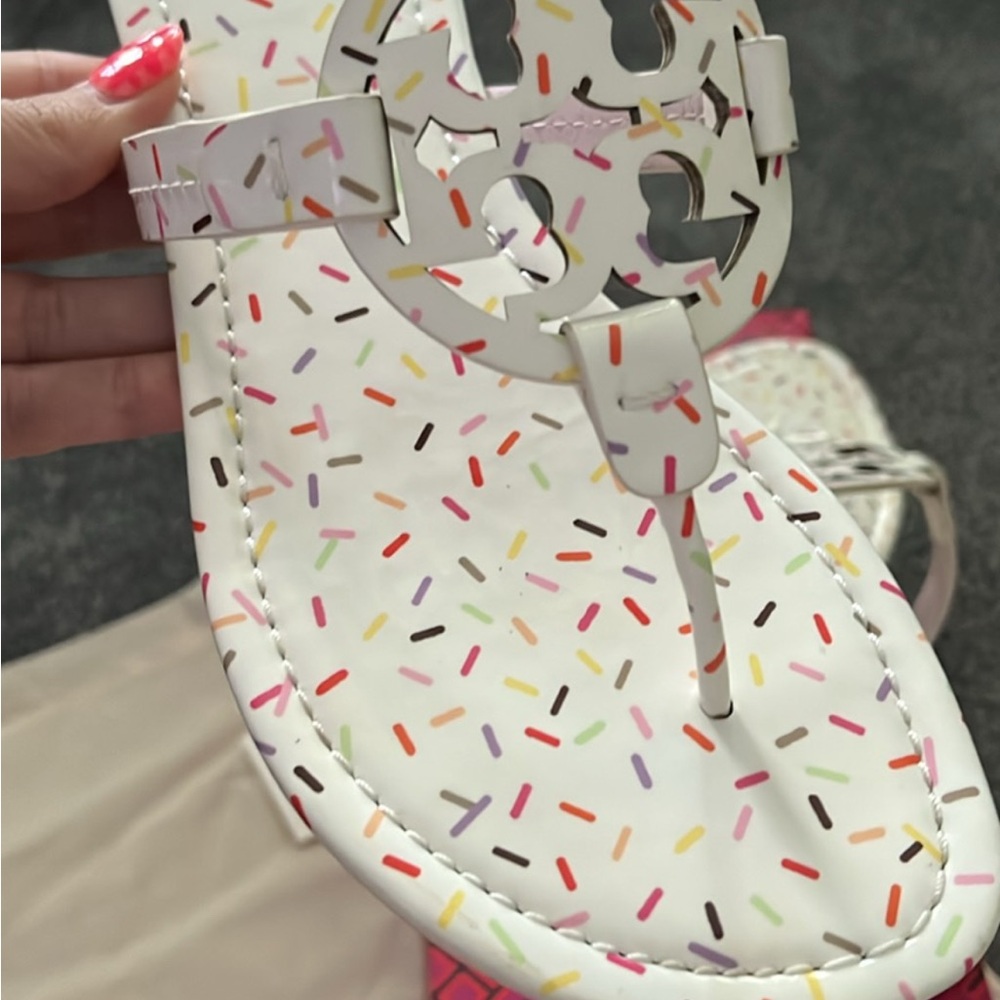 Tory Burch White Logo Cutout Sandals with Multicolor Ice Cream Sprinkle Print - Picture 2 of 5